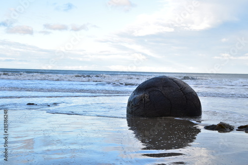 Valokuva Moeraki boulders beach in New Zealand