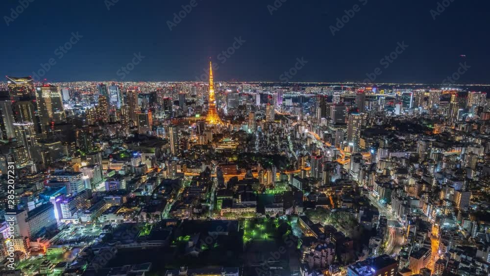 Timelapse cityscape of Tokyo with zoom in of Tokyo tower Timelapse cityscape of Tokyo with zoom in of Tokyo tower