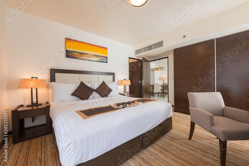 Wallpaper Mural Beautiful Interior design modern Bedroom Torontodigital.ca