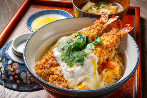 鎌倉丼