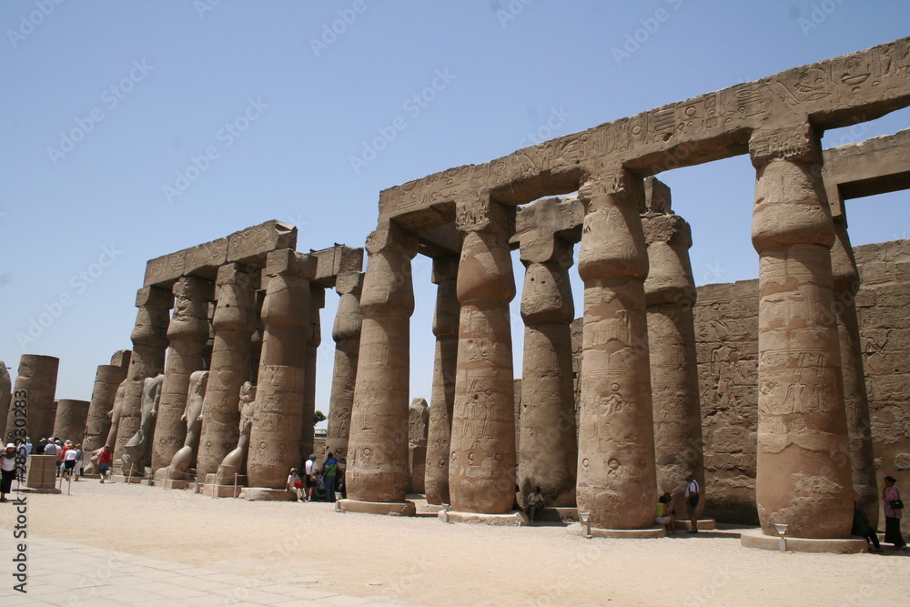 Fototapeta premium Ancient Egyptian Temple Complex at Luxor, Egypt