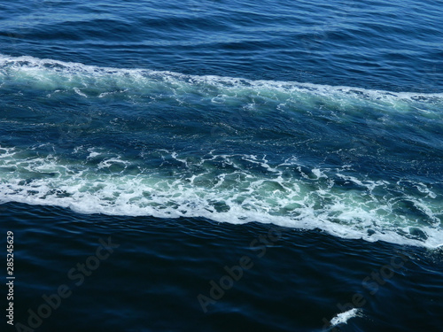 dark blue sea ocean wave splash