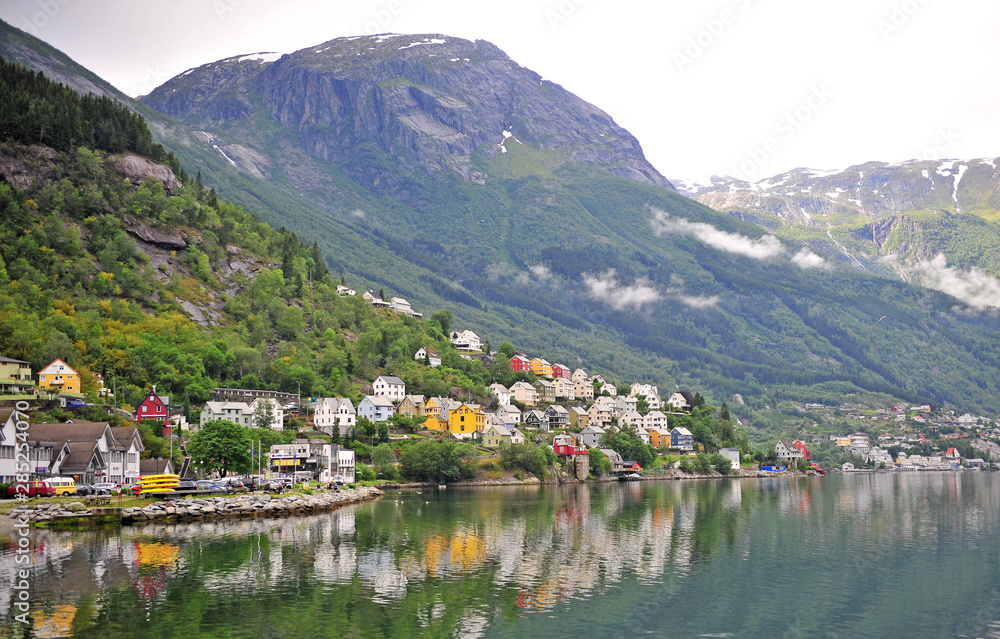 Fototapeta premium Scenic view of Odda old town on lake, Norway