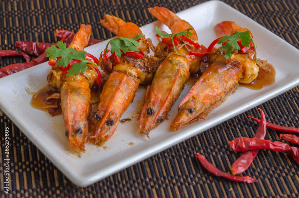 Thai Cuisine,Deep Fried Shrimp with Tamarind Sauce