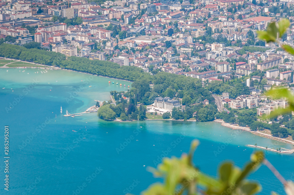 Vue aérienne d'Annecy 