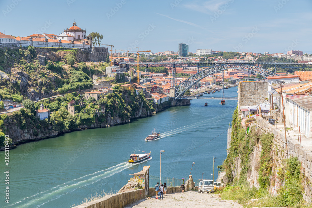 Vue sur Porto et le pont Dom-Luís 