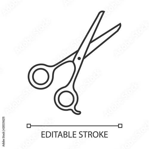 Scissors linear icon. Haircutting shears. Cutting instrument with finger brace, tang. Hairstylist accessory. Thin line illustration. Contour symbol. Vector isolated outline drawing. Editable stroke