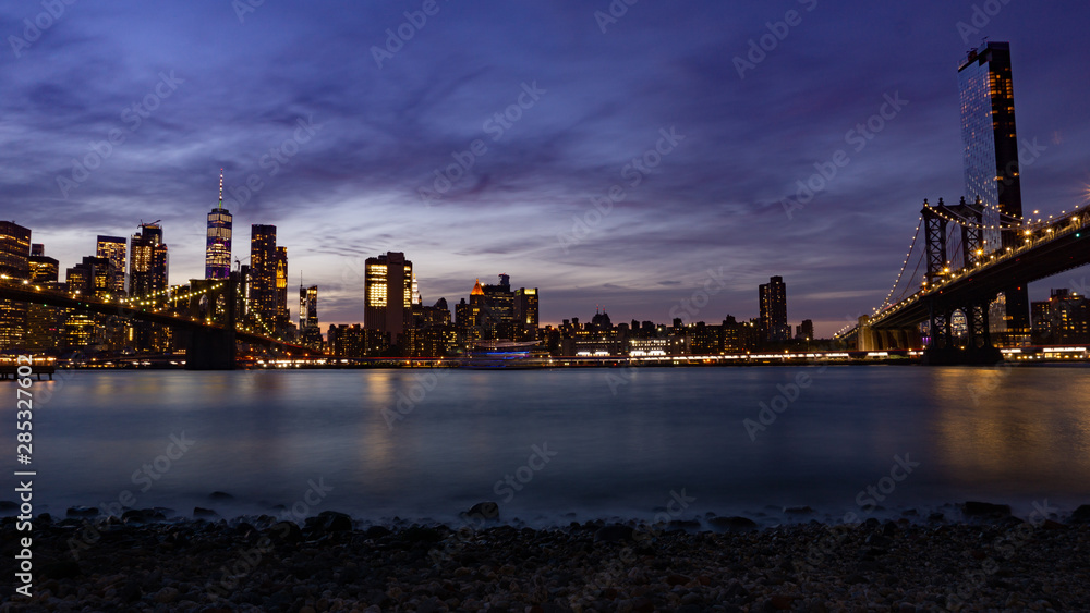 Naklejka premium Long Exposure of NYC from the Water