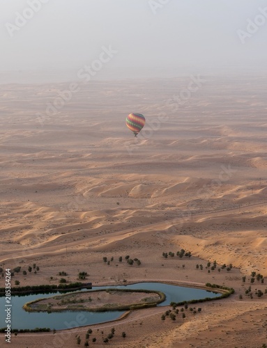 flying with Ballon in Dubai desert 