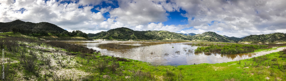 Lake Lopez panorama 2