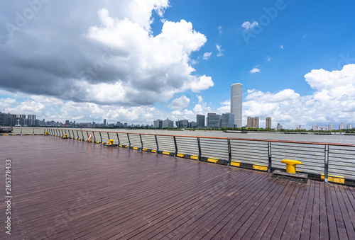 empty floor with city skyline