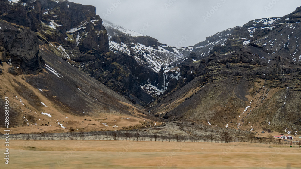 Snow covered mountains in Iceland Snow covered mountains in Iceland