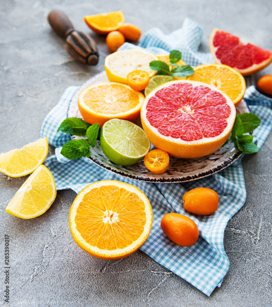 Fresh citrus fruits Fresh citrus fruits