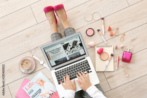 Female beauty blogger with ...