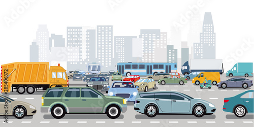 Autos im Verkehrsstau an der Straßenkreuzung