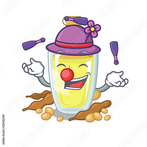 Juggling soybean oil with the character shape