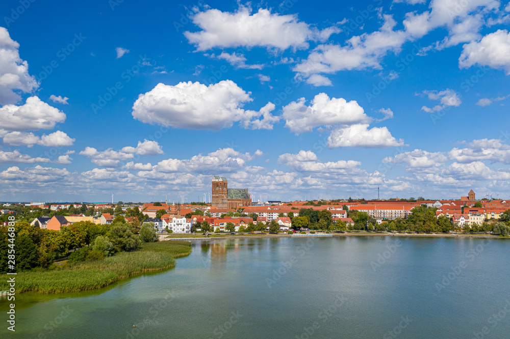 Fototapeta premium Stadt Prenzlau am Unteruckersee in Brandenburg