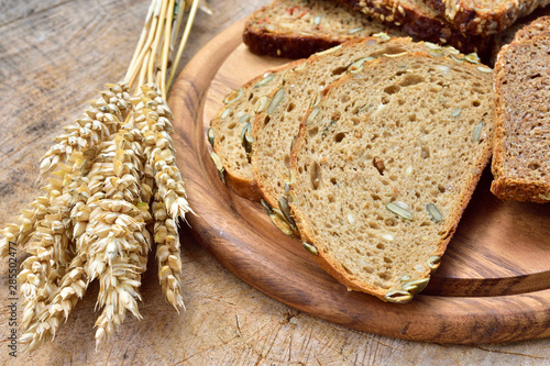 Verschiedene Brotsorten 