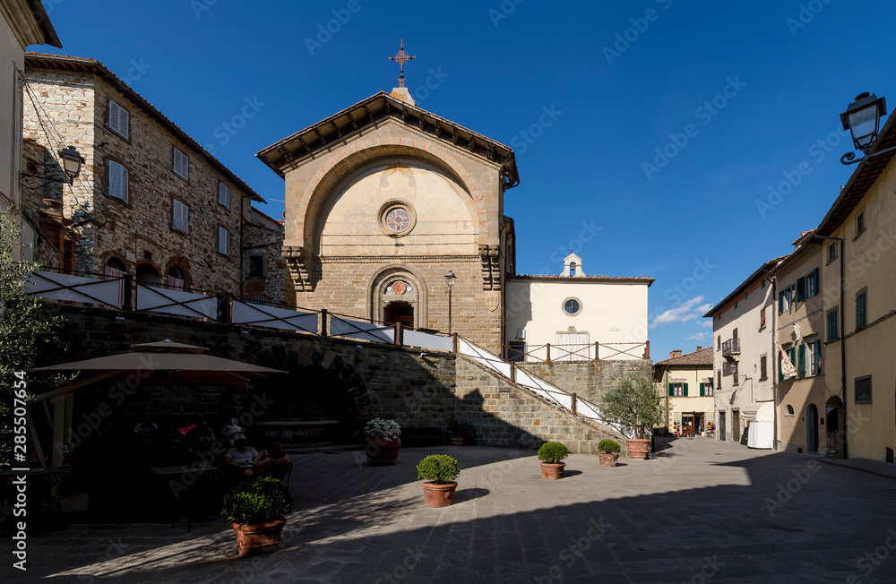The beautiful Piazza Ferrucci and the Propositura of San Niccolò in Radda in Chianti, Siena, Tuscany, Italy