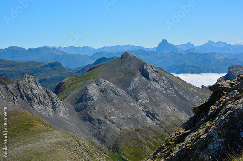 Pirineo de Huesca - Acher - Selva de Oza. photo