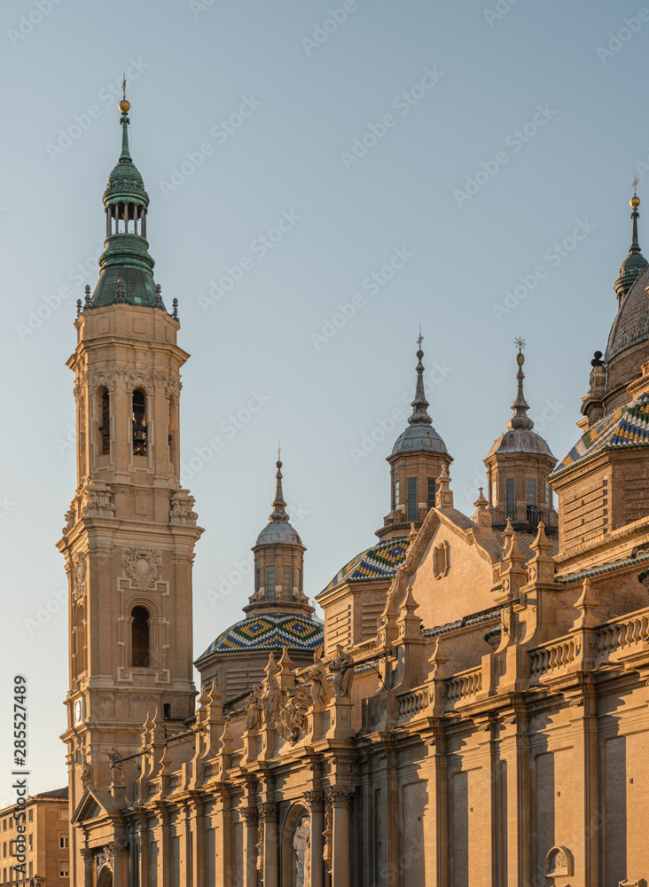 Fototapeta premium View of Basilica Pilar in Zaragoza , Spain.