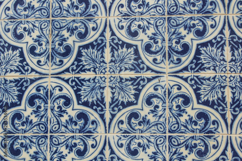 Azulejo, tradycyjne płytki portugalskie photo