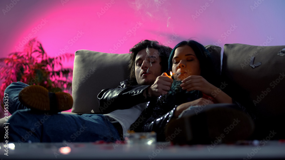 cigarette with girlfriend 3,397 Smoking Royalty-Free Images, Stock Photos & Pictures Couple in love on date.