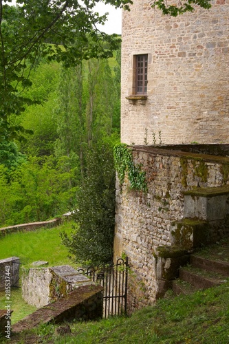Fototapeta Naklejka Na Ścianę i Meble -  Châteua de Couches en Saône et Loire