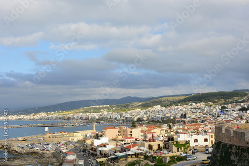  Blick auf Rethymno von der Fortezza auf Kreta in Griechenland