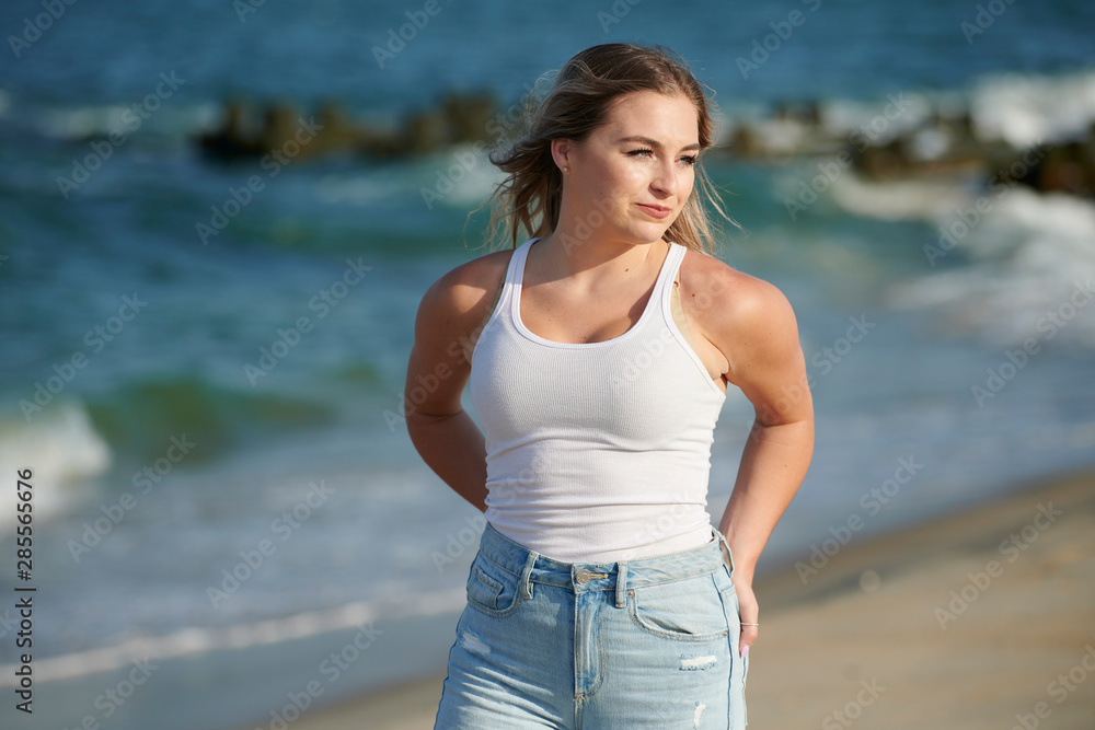 17,645 Beach Jeans Stock Photos - Free & Royalty-Free Stock Photos from  Dreamstime