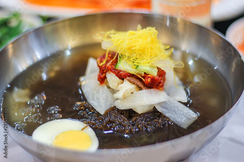 Naengmyeon, Korean cold noodle soup