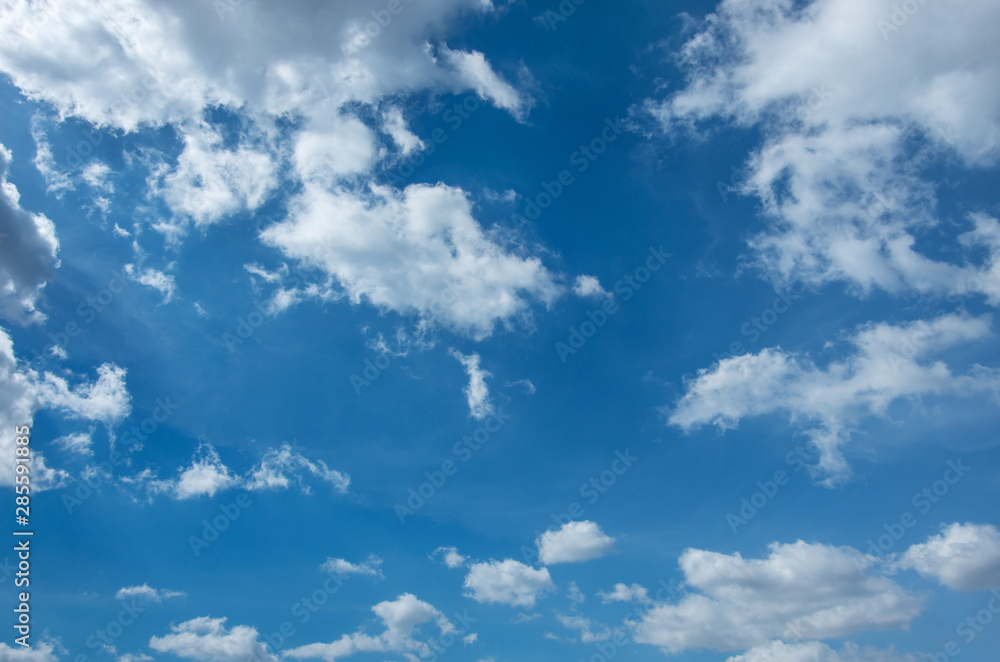 blue sky with clouds background - obrazy, fototapety, plakaty 