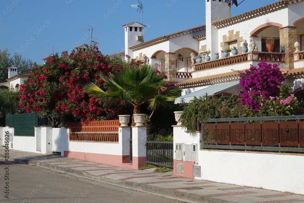 Naklejka premium Platja d'Aro, Spain. Street view in summer