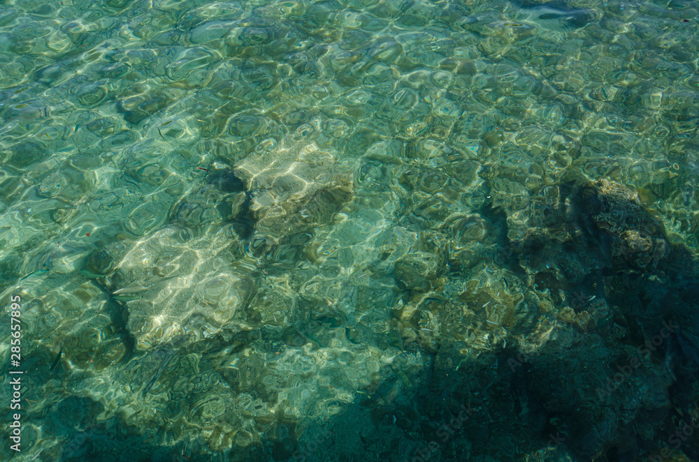 Fototapeta premium Felsen im Wasser