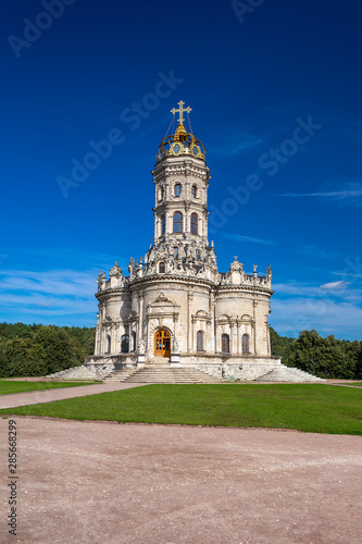 The Temple of the Sign of the Mother of God in Dubrovitsy, Russia, Moscow region © Sergey Kelin