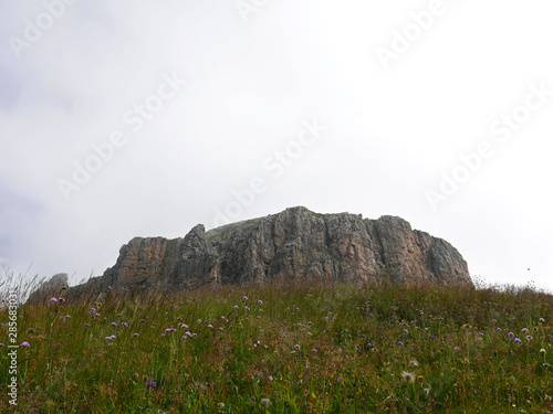 maestosi e suggestivi panorami montani delle dOLOMITI IN  ESTATE, TRA ROCCE E VALLATE photo