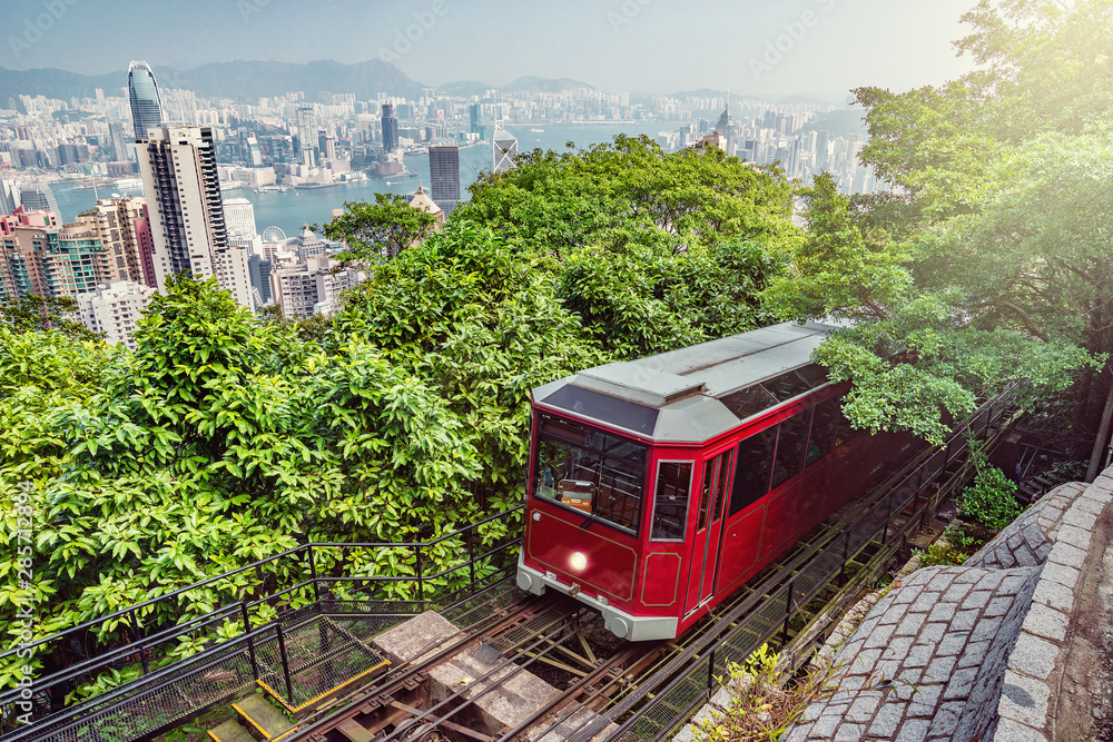Obraz premium Retro tram approaches to Victoria Peak. Hong Kong.
