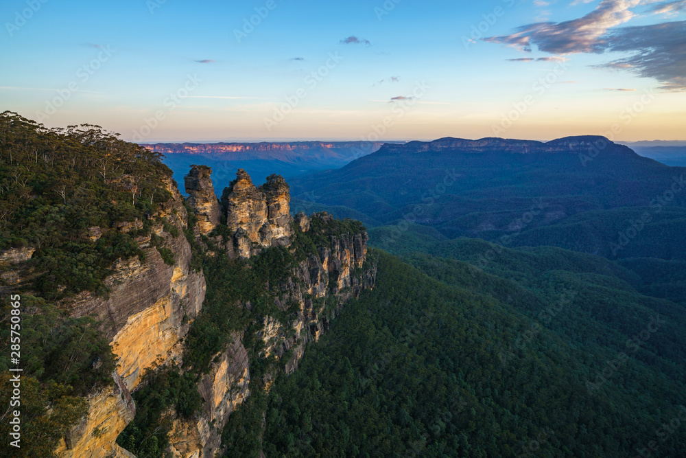 sunset at three sisters lookout, blue mountains, australia 35