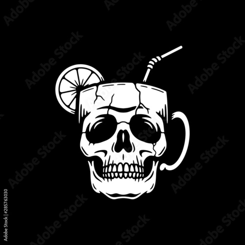 SKULL CUP COCKTAIL WHITE BLACK BACKGROUND