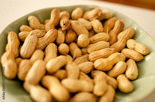 Wallpaper Mural nuts Torontodigital.ca