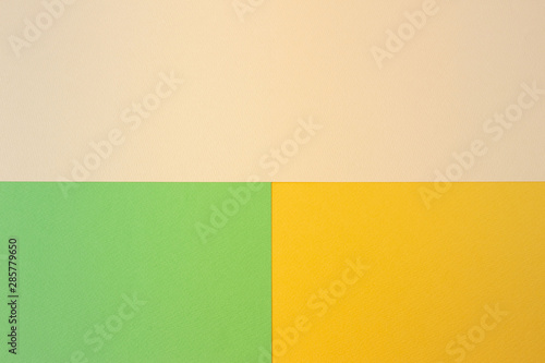 Paper of three colors