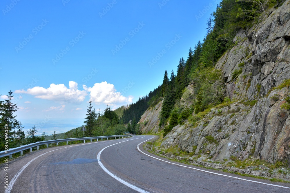 Naklejka premium on Transfagarasan from Fagaras mountains in summer