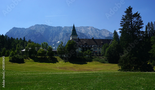 Hotel Schloss Elmau im Wettersteingebirge