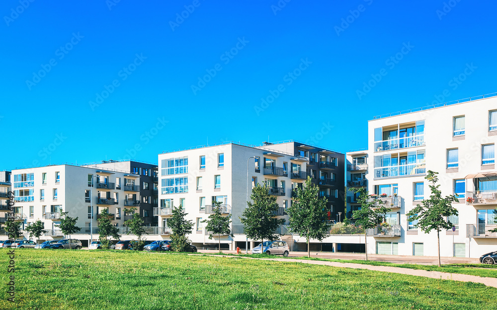 EU Park at new residential buildings with outdoor facilities EU Park at new residential buildings with outdoor facilities