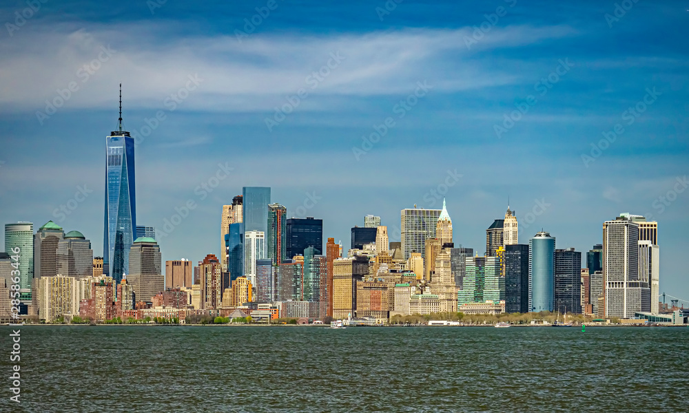 Obraz premium view of manhattan and brooklyn bridge