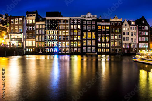 Canvas Print Amsterdam houses at nigtht