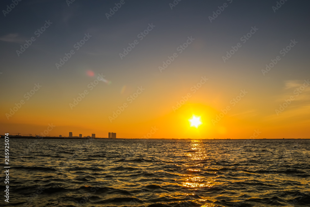 Obraz premium Sunset at beach