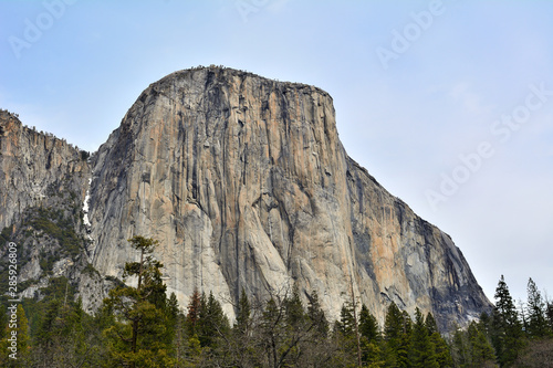 Tableau sur toile El Capitan, amazing formation in Yosemite National Park, California, USA