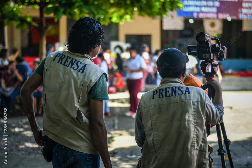 latin news crew/press in Guatemala