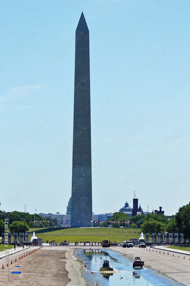 Washington mounument over Lincoln Reflecting Pool maintenance 